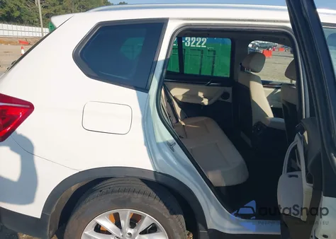 2017 BMW X3 xDrive28I z USA, uszkodzony, nr VIN 5UXWX9C31H0T21572